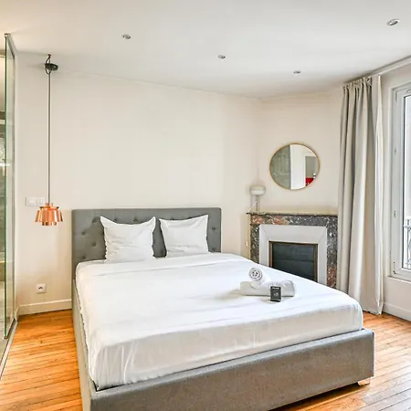 Le Moderne - Proche Paris - 18mb Apartment